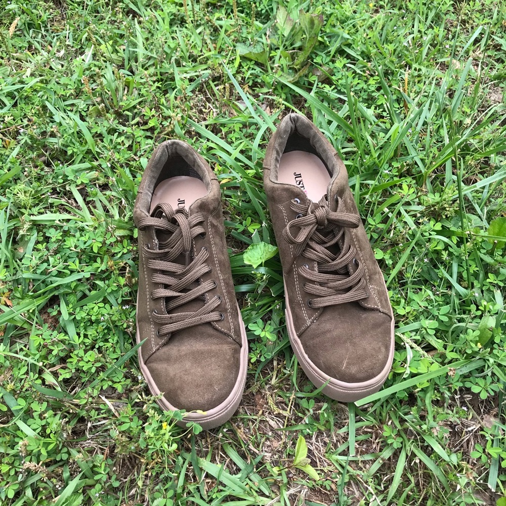 ❤️Olive Sneakers
